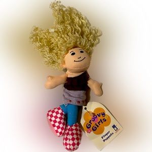 VTG 2001 GROOVY GIRLS FINGER PUPPET MANHATTAN TOYS SOFT DOLL 6” teen collectible